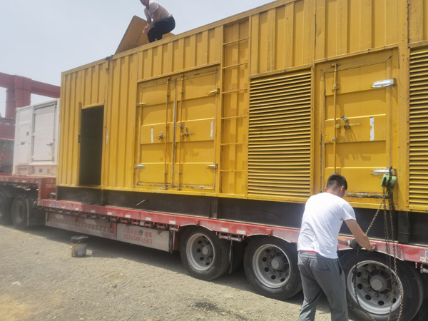 修武发电机出租100KW发电机需要什么规格的电缆线?
