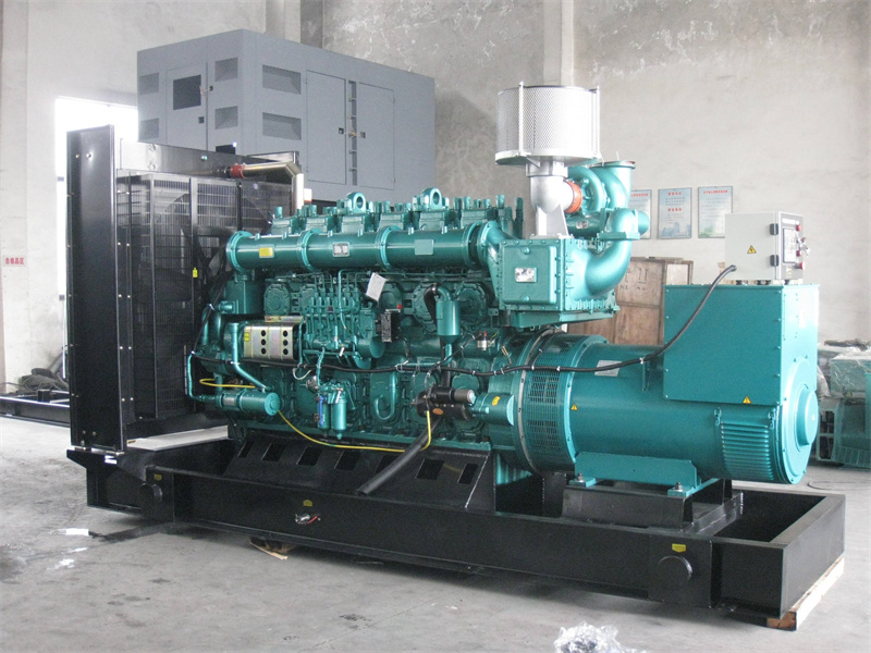 修武200KW 柴油发电机的油耗是多少?