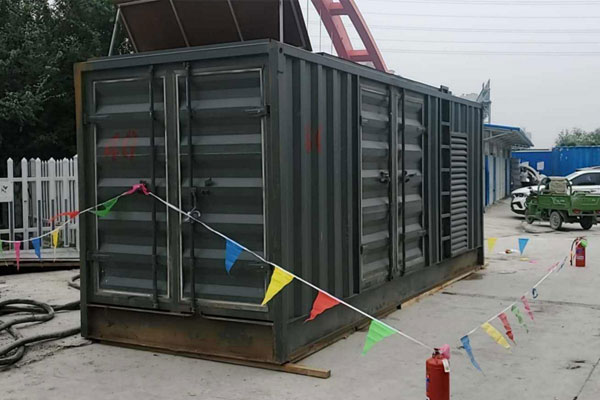 修武发电机租赁空气滤清器多久更换一次？